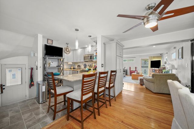 14214 S Parnell Avenue, Riverdale, IL 60827