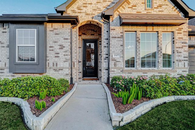 30407 Parkside Passage Court, Fulshear, TX 77441