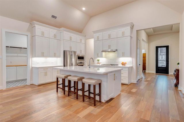 30407 Parkside Passage Court, Fulshear, TX 77441