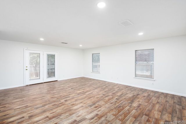 7355 Daulton Ridge, Converse, TX 78109