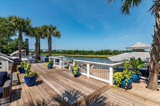449 Katies Scenic Court, Charleston, SC 29492