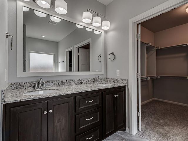 3009 NW 187th Court, Edmond, OK 73012