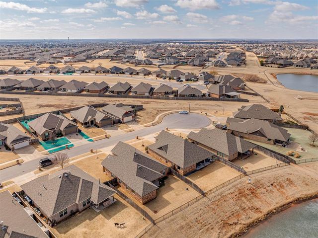 3009 NW 187th Court, Edmond, OK 73012