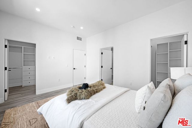 1959 Preuss Road, Los Angeles, CA 90034