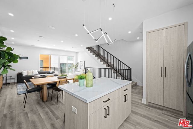 1959 Preuss Road, Los Angeles, CA 90034