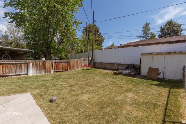 1278 E CHEVY CHASE DR, Murray, UT 84117