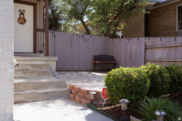 1278 E CHEVY CHASE DR, Murray, UT 84117