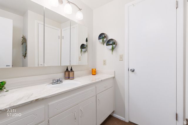 1278 E CHEVY CHASE DR, Murray, UT 84117