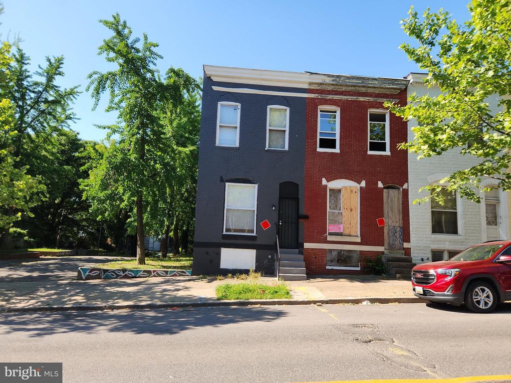Image 1 of property listing at 2557 W BALTIMORE ST, Baltimore, MD 21223