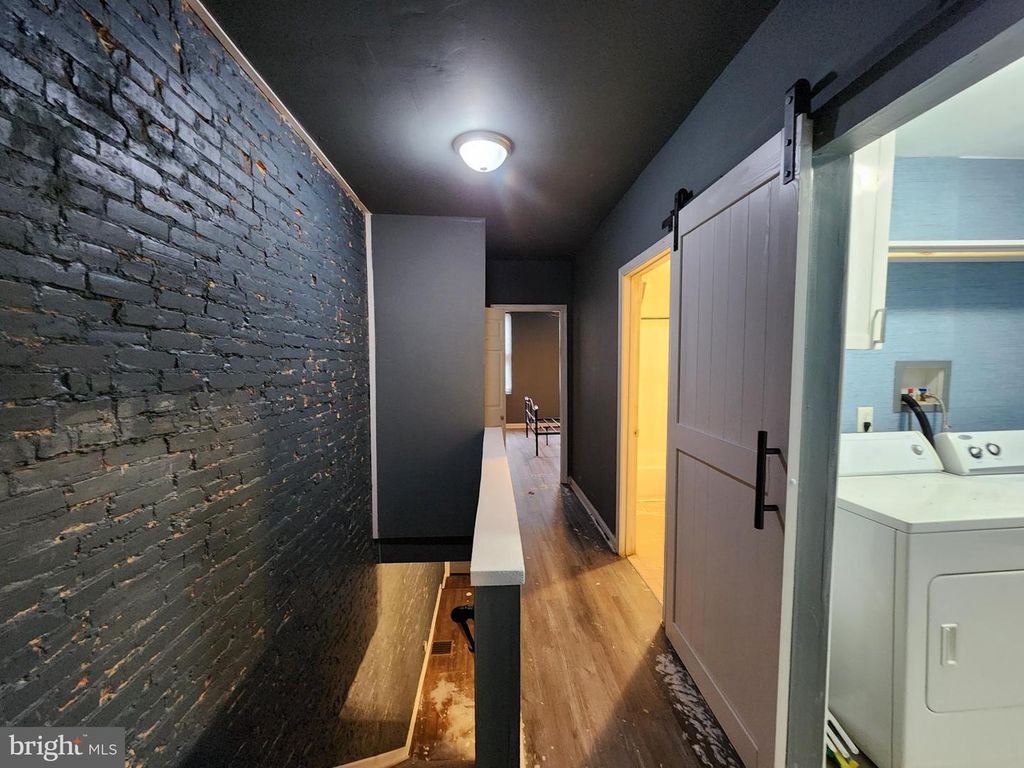 Image 15 of property listing at 2557 W BALTIMORE ST, Baltimore, MD 21223