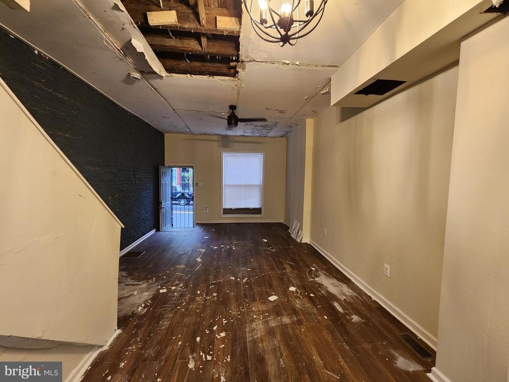 Image 6 of property listing at 2557 W BALTIMORE ST, Baltimore, MD 21223