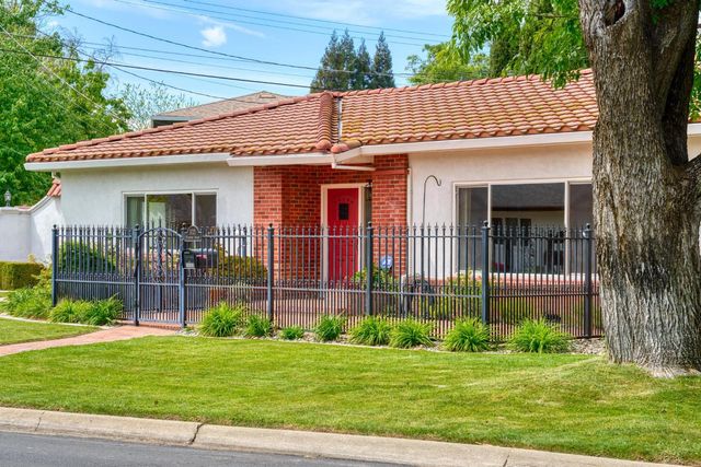 1021 Stanford Ave, Modesto, CA 95350