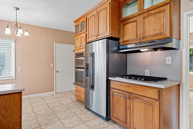 1021 Stanford Ave, Modesto, CA 95350