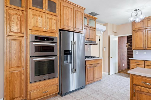 1021 Stanford Ave, Modesto, CA 95350