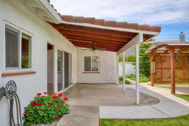 1021 Stanford Ave, Modesto, CA 95350