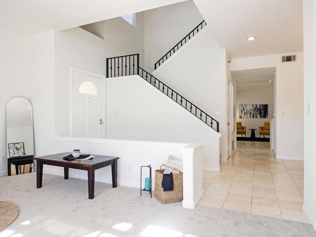 5602 Roundtree Place, Westlake Village, CA 91362