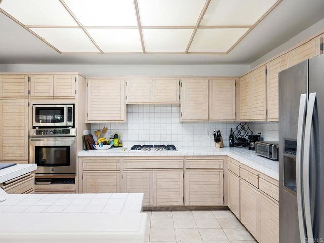 5602 Roundtree Place, Westlake Village, CA 91362