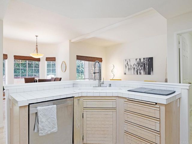 5602 Roundtree Place, Westlake Village, CA 91362