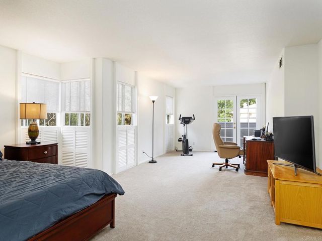 5602 Roundtree Place, Westlake Village, CA 91362