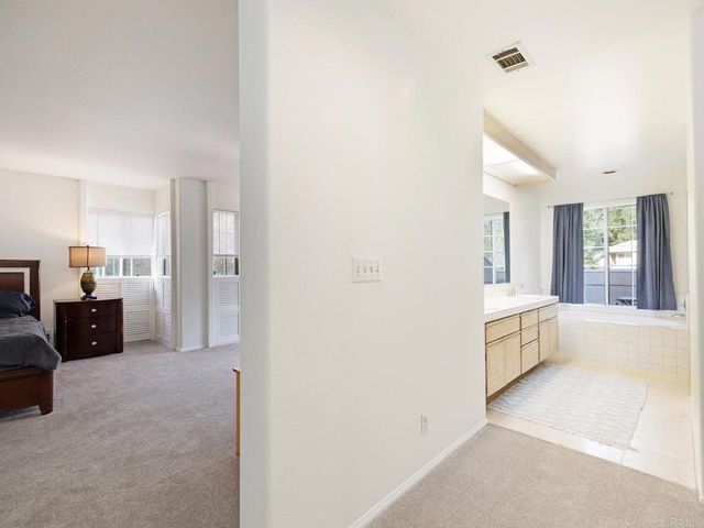 5602 Roundtree Place, Westlake Village, CA 91362