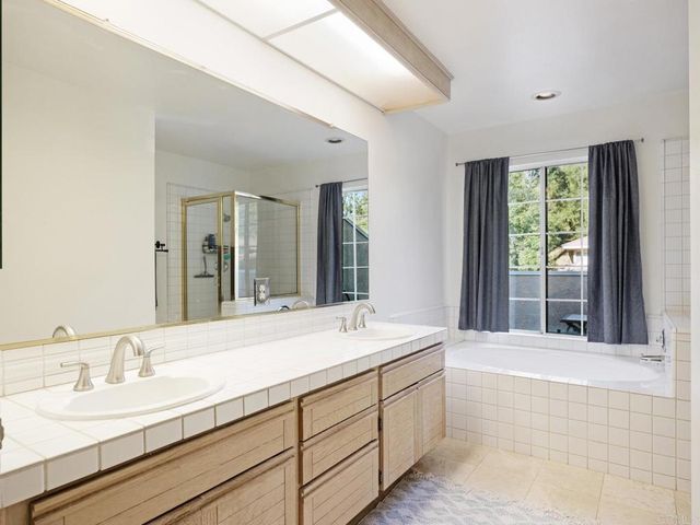 5602 Roundtree Place, Westlake Village, CA 91362