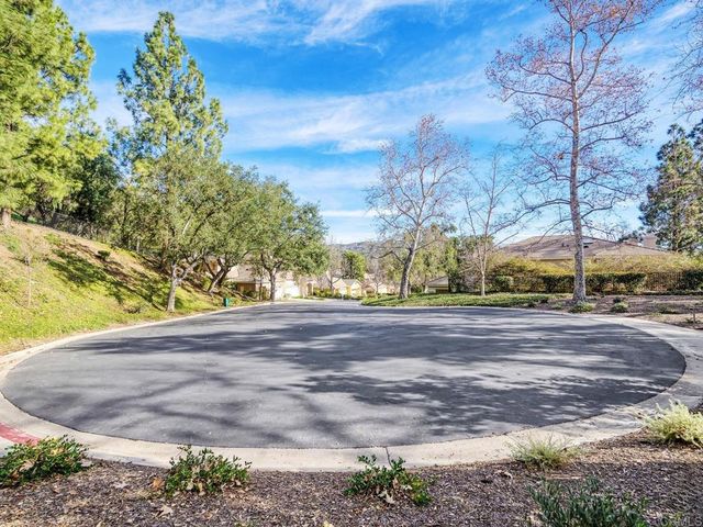5602 Roundtree Place, Westlake Village, CA 91362