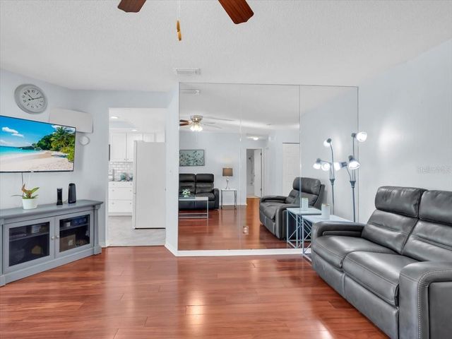 1810 ATRIUM DRIVE, Sun City Center, FL 33573