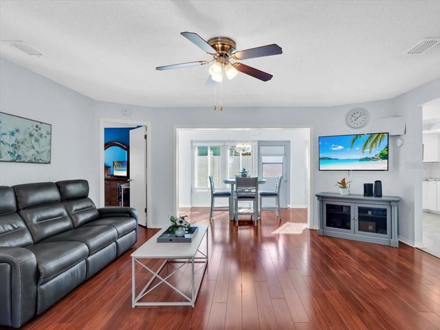 1810 ATRIUM DRIVE, Sun City Center, FL 33573