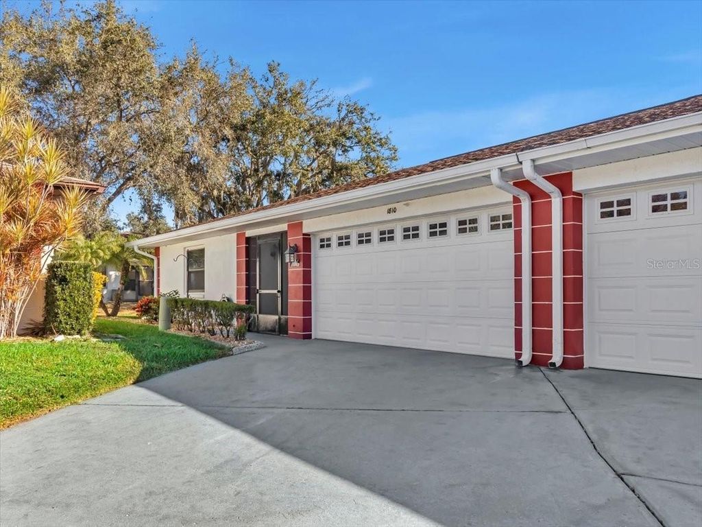 1810 ATRIUM DRIVE, Sun City Center, FL 33573