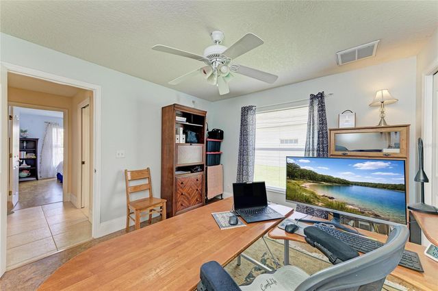 4107 72ND AVENUE E, Sarasota, FL 34243