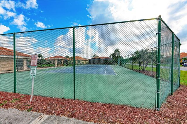 4107 72ND AVENUE E, Sarasota, FL 34243