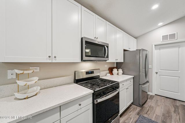 2817 FIRETHORN Avenue, Orange Park, FL 32073