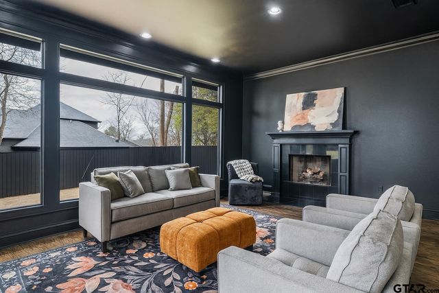 606 Tremont St, Tyler, TX 75701