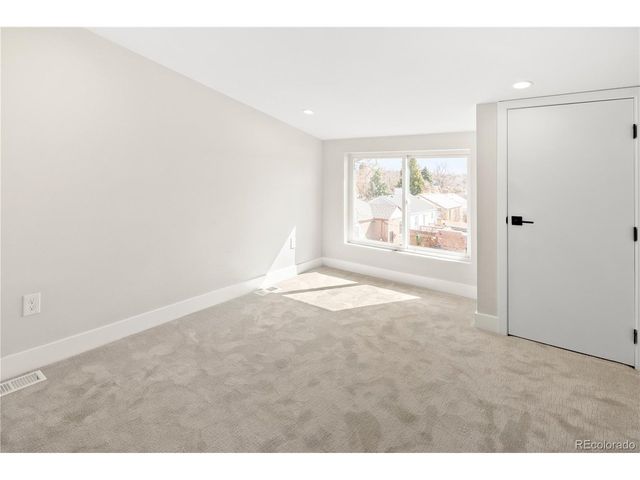 1465 Locust St, Denver, CO 80220