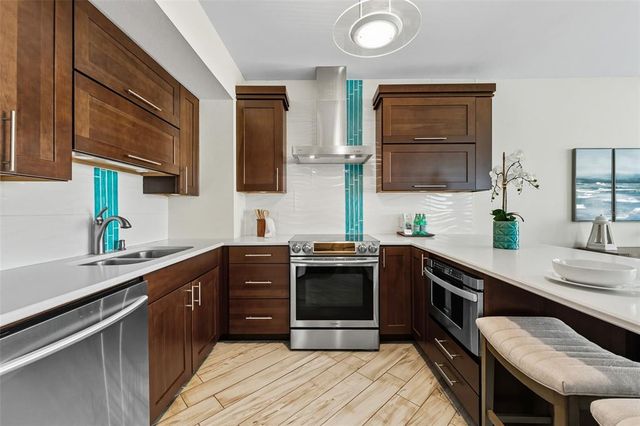 1540 GULF BOULEVARD 1805, Clearwater Beach, FL 33767
