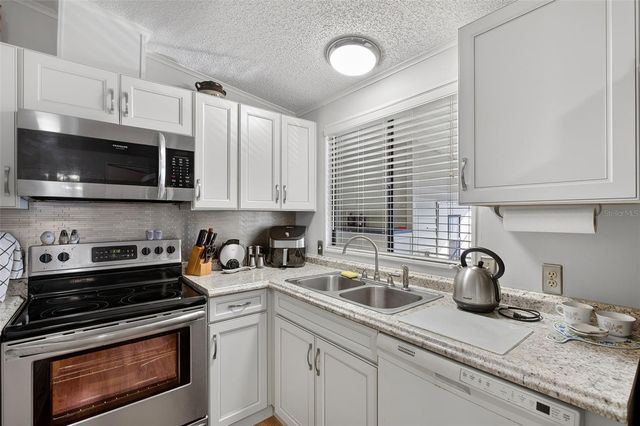 504 SAN CLEMENTE CIRCLE, North Port, FL 34287