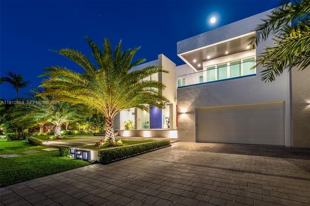 420 Island Drive, Key Biscayne, FL 33149