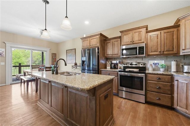 201 S Marimack Drive, Kearney, MO 64060