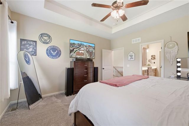 201 S Marimack Drive, Kearney, MO 64060