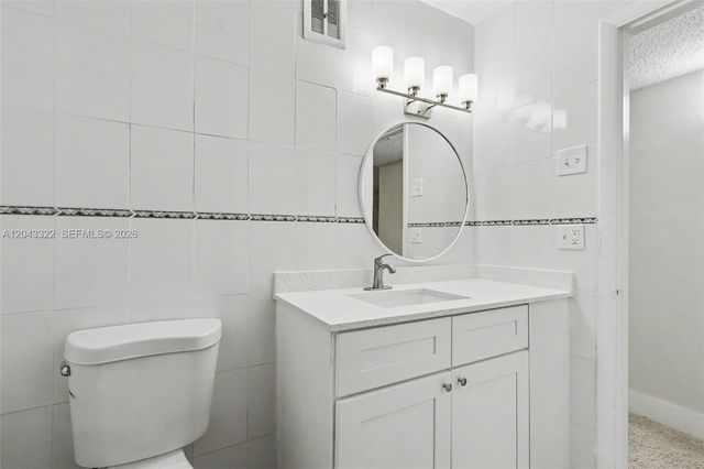 5300 Washington St K229, Hollywood, FL 33021