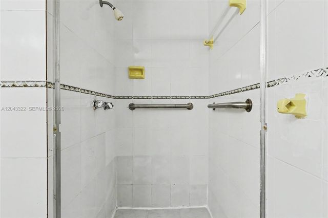 5300 Washington St K229, Hollywood, FL 33021