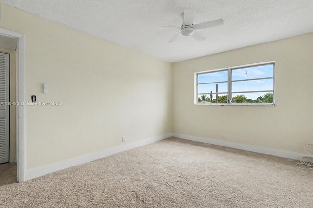 5300 Washington St K229, Hollywood, FL 33021