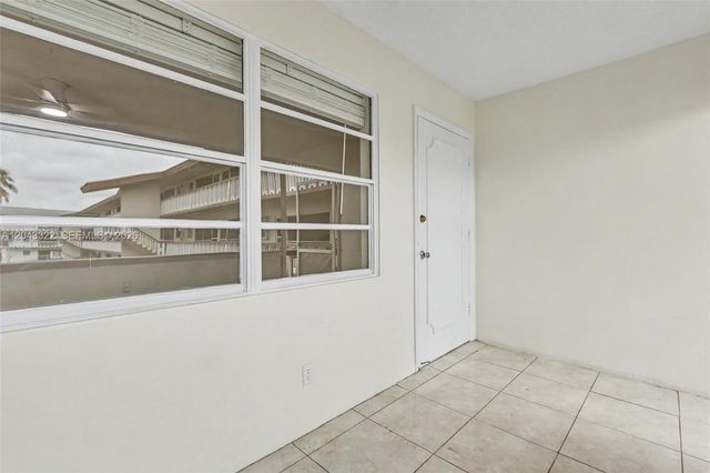 5300 Washington St K229, Hollywood, FL 33021