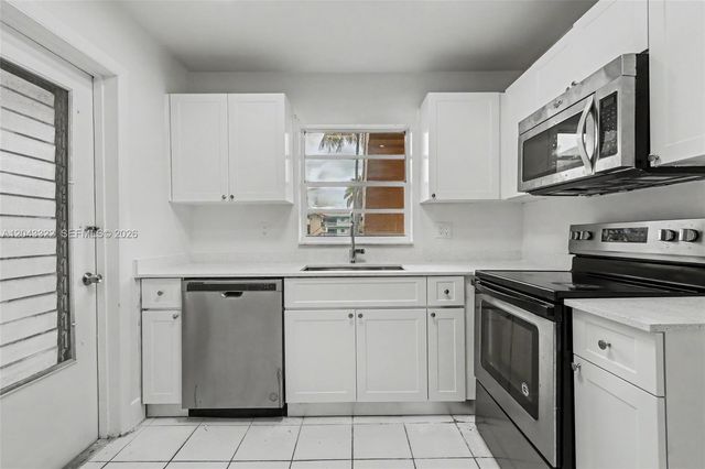 5300 Washington St K229, Hollywood, FL 33021