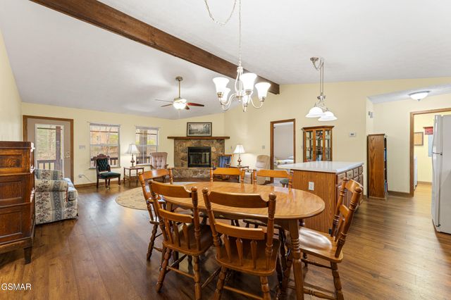 3840 Saddle Brook Way, Sevierville, TN 37862