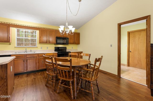 3840 Saddle Brook Way, Sevierville, TN 37862