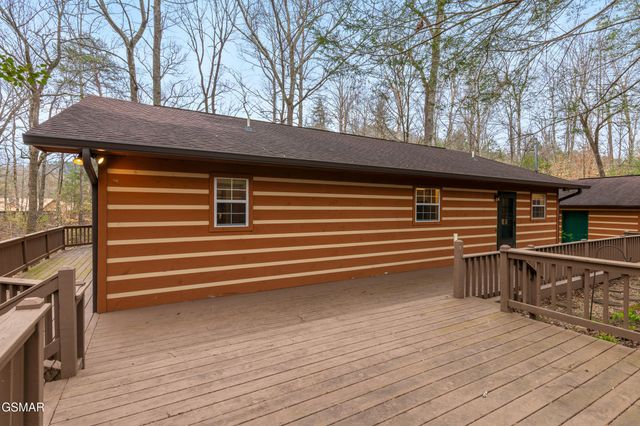 3840 Saddle Brook Way, Sevierville, TN 37862