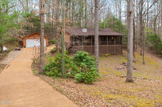 3840 Saddle Brook Way, Sevierville, TN 37862