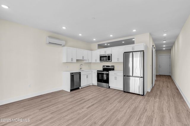 19 Carr Avenue, 408, Keansburg, NJ 07734