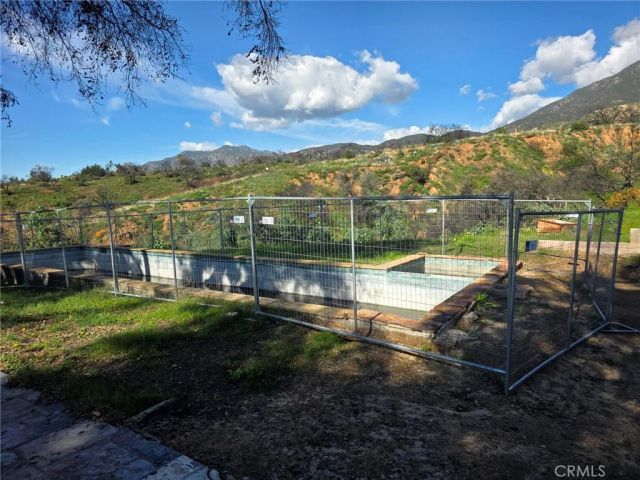 461 W Loma Alta, Altadena, CA 91001